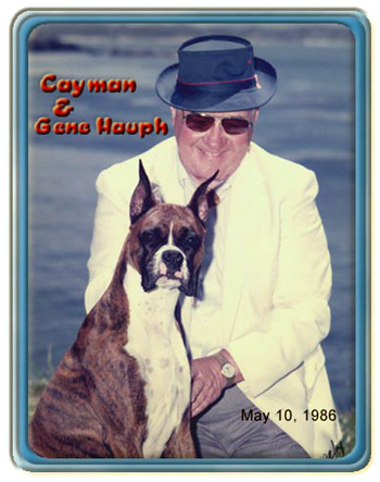 Ch El Sirrah's Cayman Gold and Handler Gene Hauph, 1986